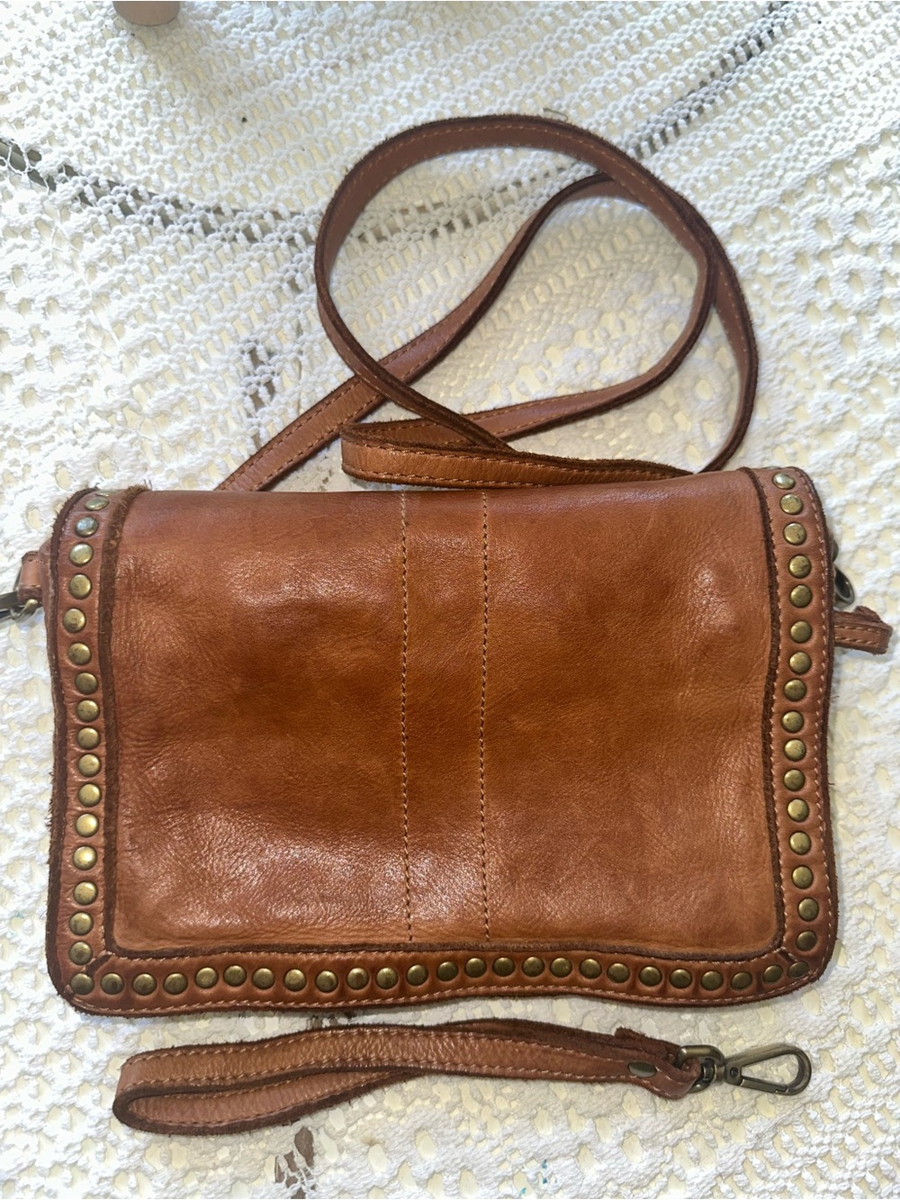 Sundance Brown Leather Stud-Trim Crossbody with Wristlet